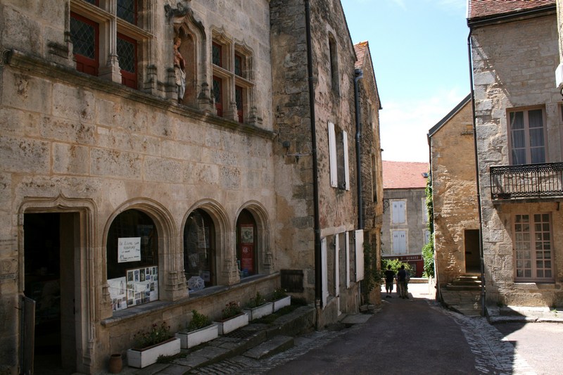 guest-house-near-flavigny-sur-ozerain
